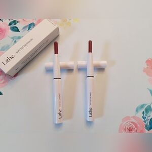 Lithe Beauty Soft Fill Lip Pencil Duo Set In Scarlet And Dusk (Red And Brick)